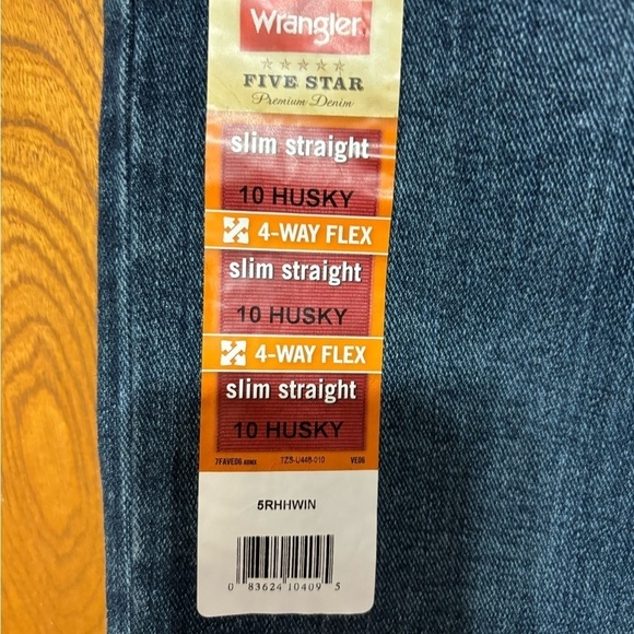 NWT Boy’s 10 Husky Wrangler Jeans - Picture 4 of 5